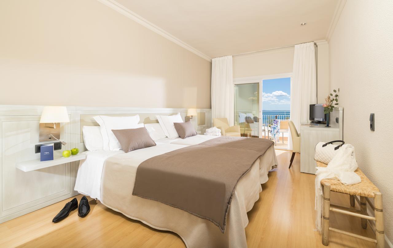 Hotel & Spa Terraza 4 Sup Росес Екстериор снимка